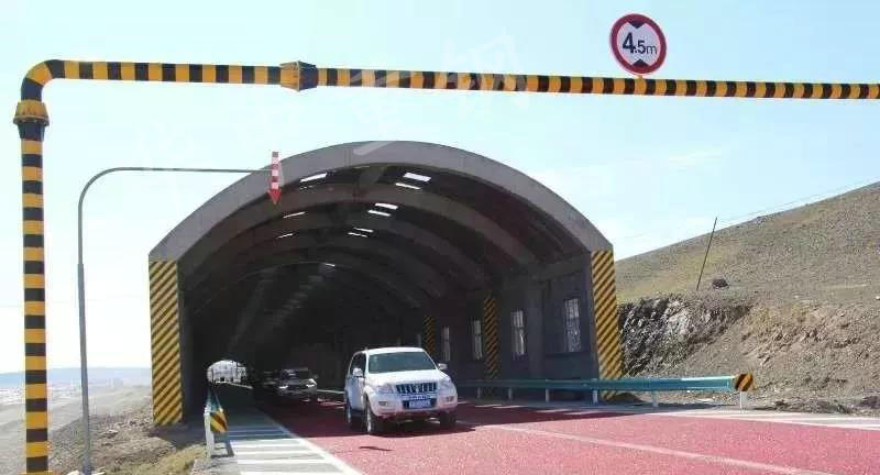 【港澳金典】波纹钢结构新应用——依塔斯风区的防风雪棚洞！